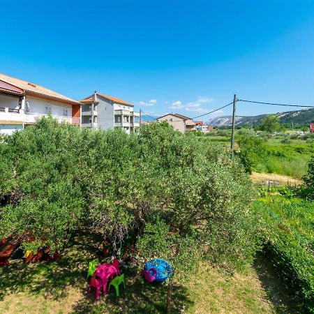 Apartment Dragan I Slavica Lopar Luaran gambar