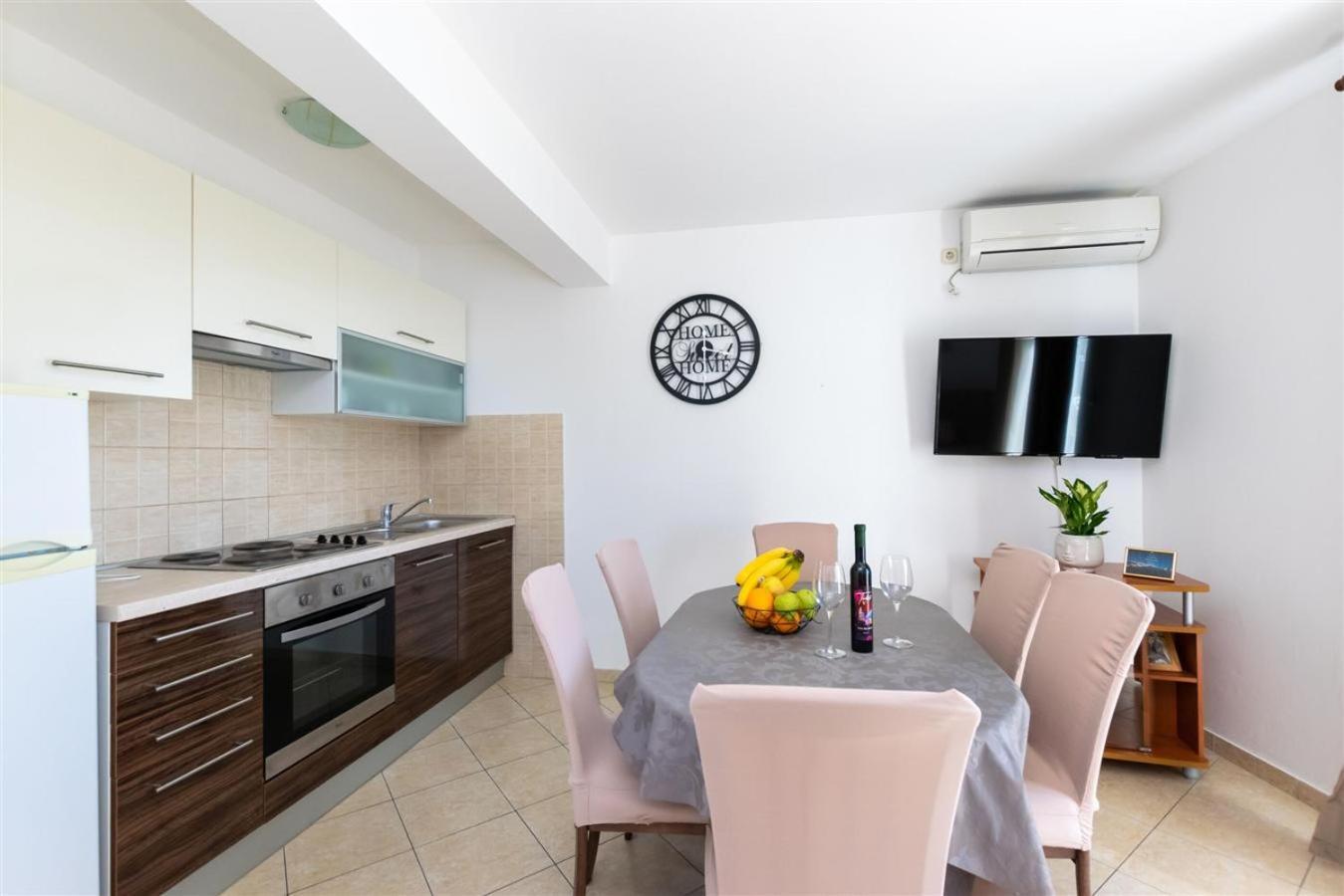 Apartment Dragan I Slavica Lopar Luaran gambar