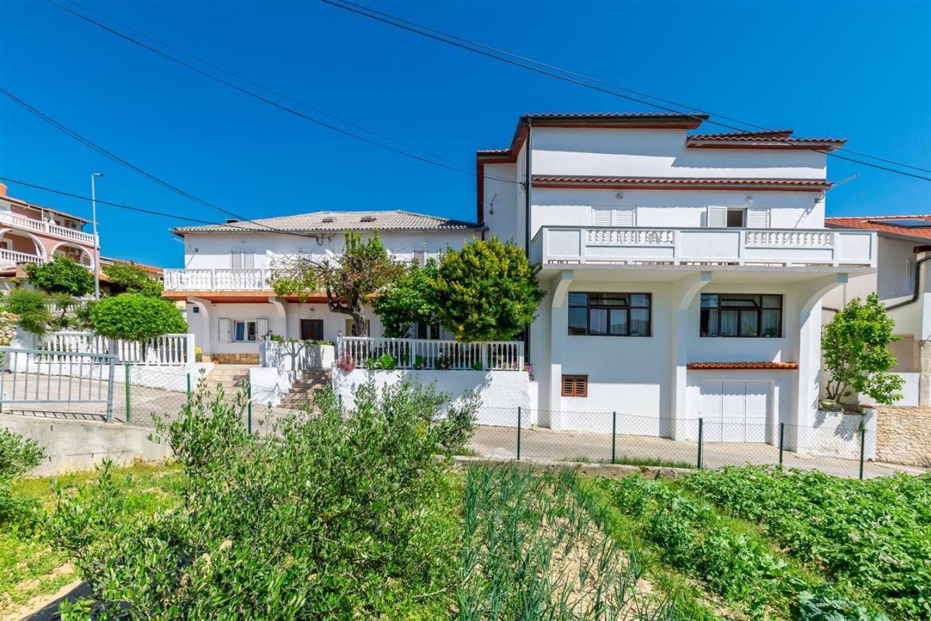 Apartment Dragan I Slavica Lopar Luaran gambar